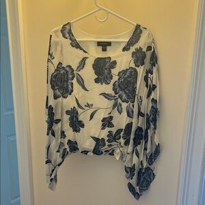 Karen Kane Blue and White Floral Blouson Scarf Top